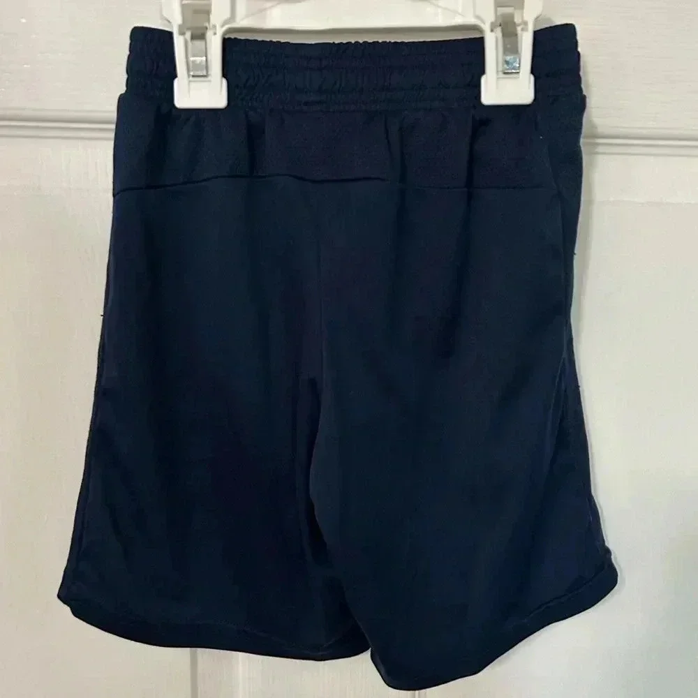 Boys sport shorts - Picture 2 of 2